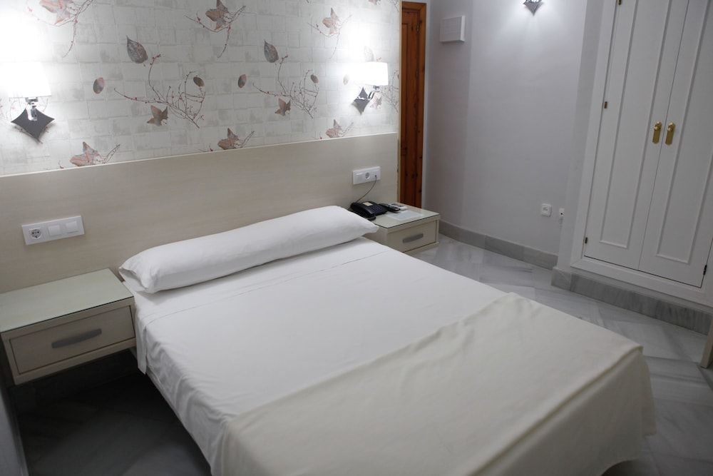 Hostal Chaikana Double Room 4