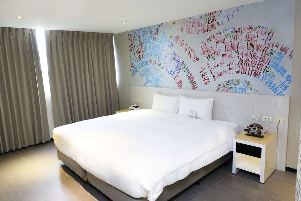 Deluxe Room, 1 King Bed