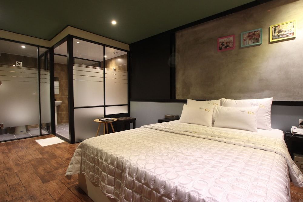 G7 Hotel Standard Double Room 2