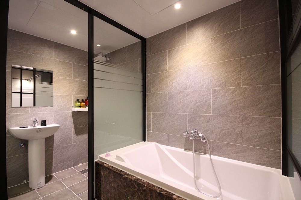 G7 Hotel Standard Double Room 5