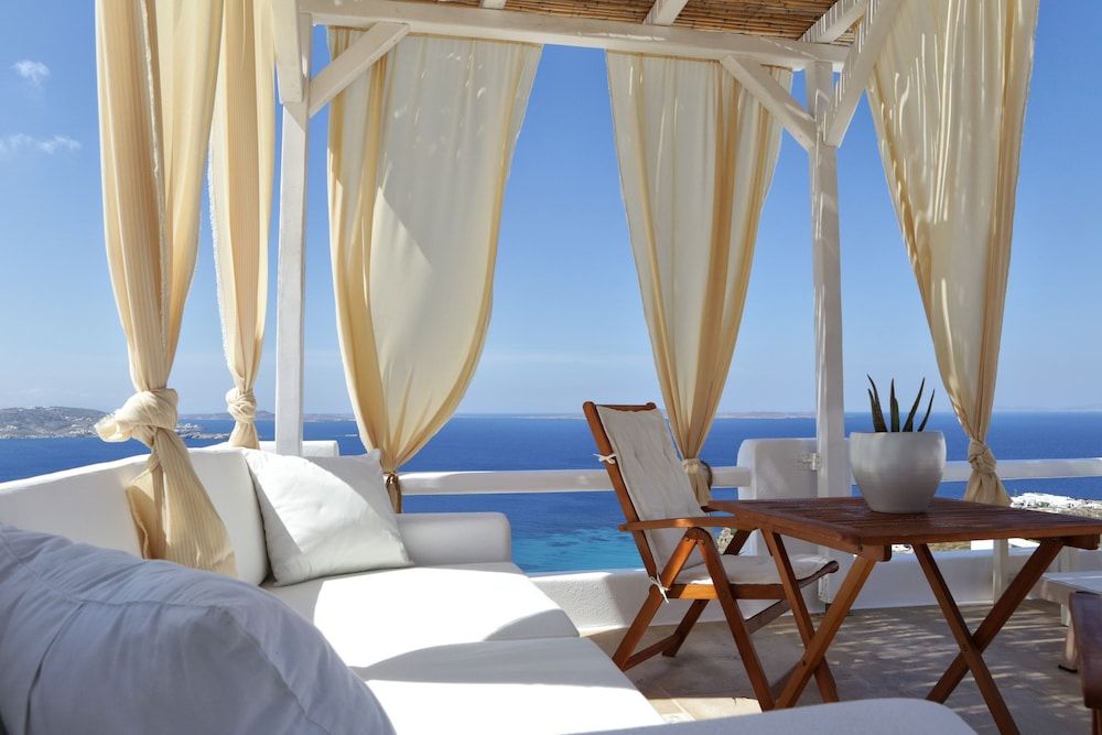 La Maison Blanche Junior Suite, Terrace, Sea View 6