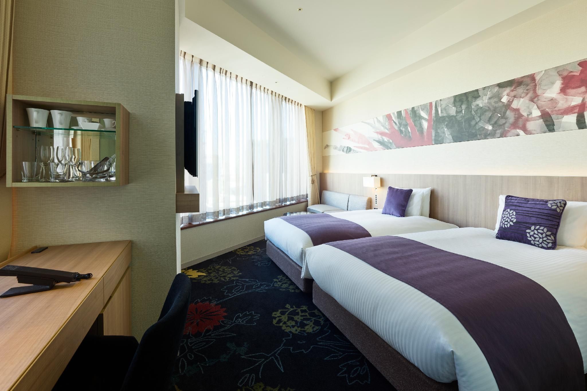 Deluxe - 2 Beds, Corner Room