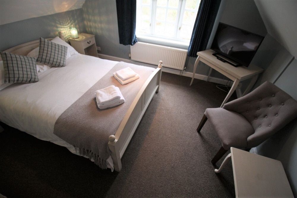 The Carpenters Arms Standard Double Room, Ensuite 5