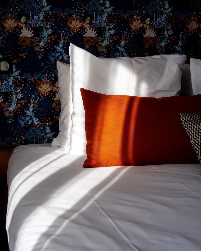 Hotel de la Bourse, Sure Hotel Collection by Best Western Comfort Room, 2 Twin Beds 3