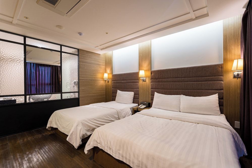 BrownDot Hotel Songdo Standard Family Twin Room 2