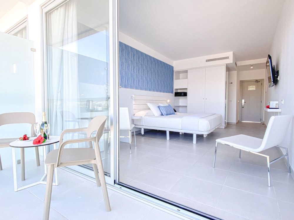 Premium Room, Pool View