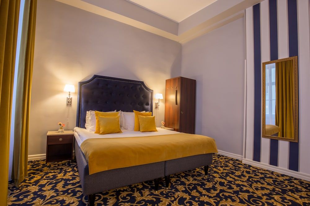 Standard Room, 1 King Bed, Non Smoking