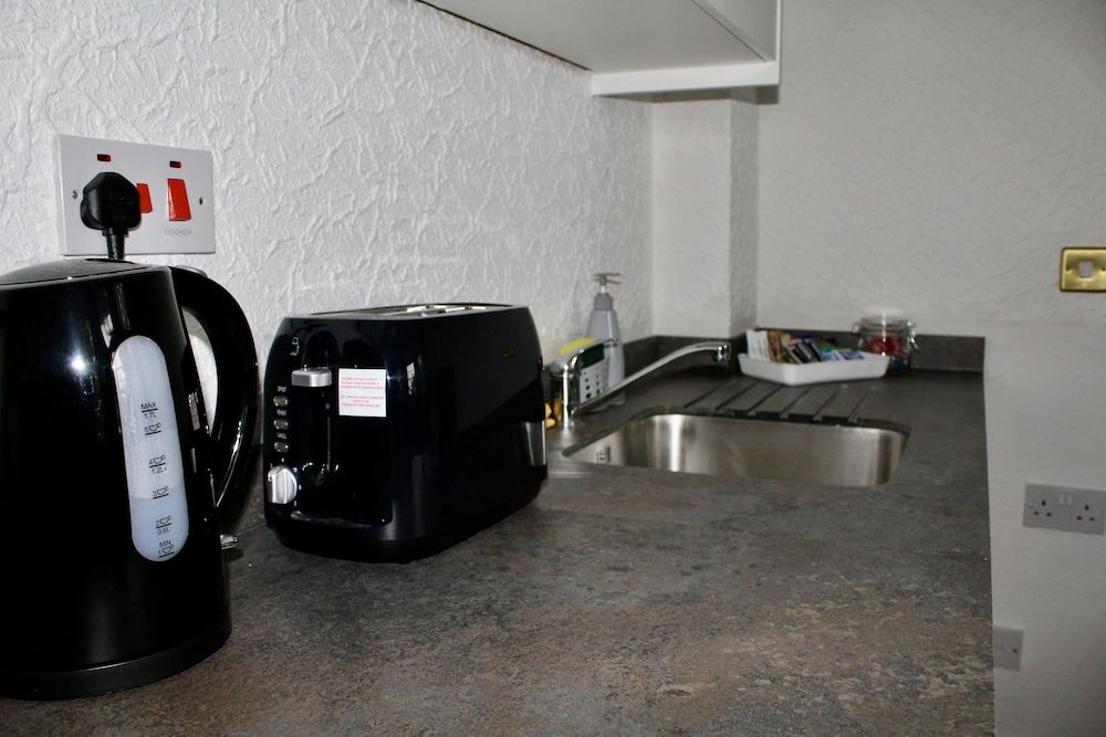 The Station Aparthotel Family Triple Room, Accessible 8