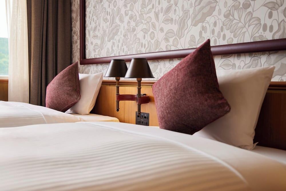 South Wing Renewal Standard Twin Room (With private bathroom) Non Smoking