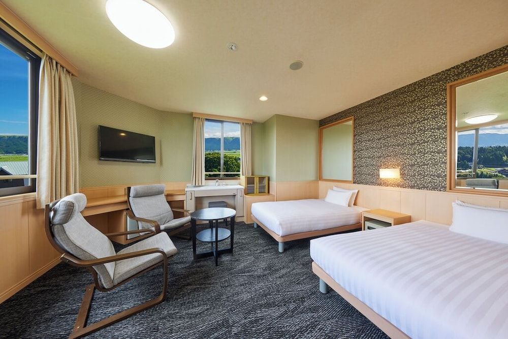 North Wing Superior Twin (Accessible) (With private bathroom)(Non-smoking)