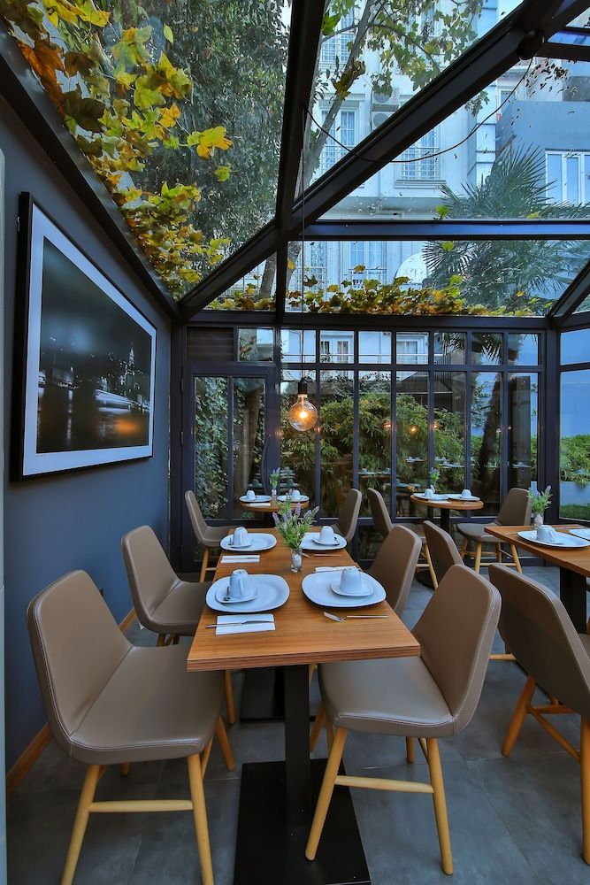 undefined Hotel Alilass 9