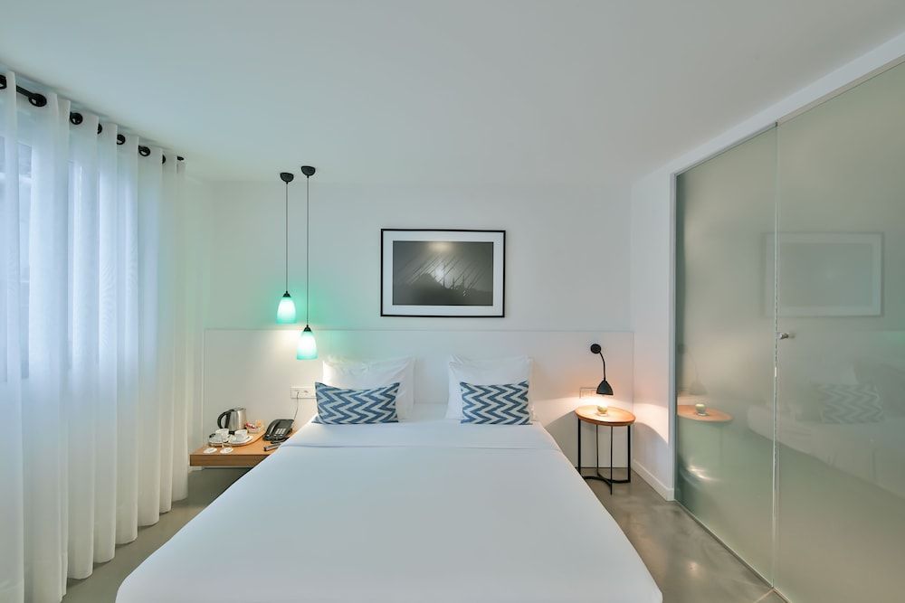 undefined Hotel Alilass 4