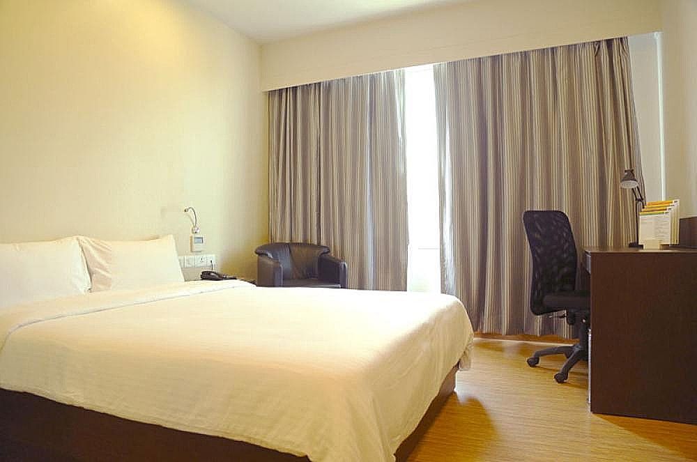 Keys Select By Lemon Tree Hotels, Kochi Superior Double Room 2