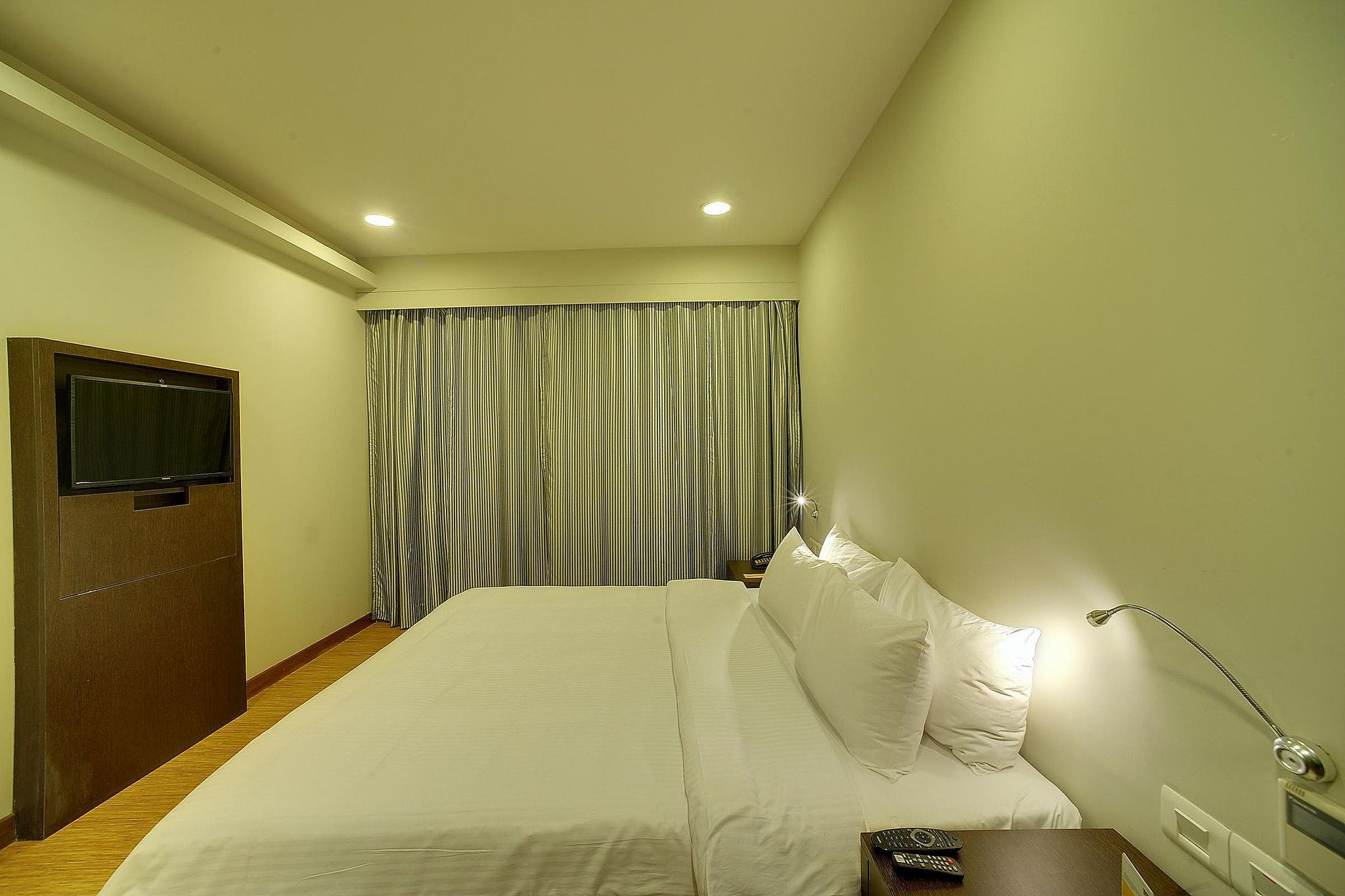 Keys Select By Lemon Tree Hotels, Kochi Superior Double Room 3