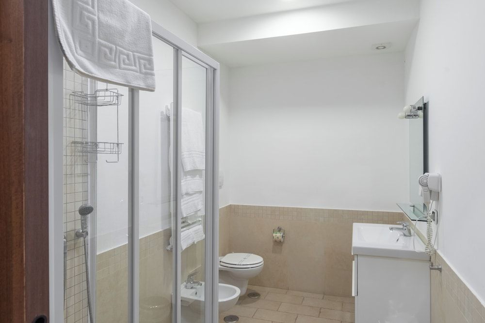 Tenuta D'Amore Superior Double Room, Hot Tub 3