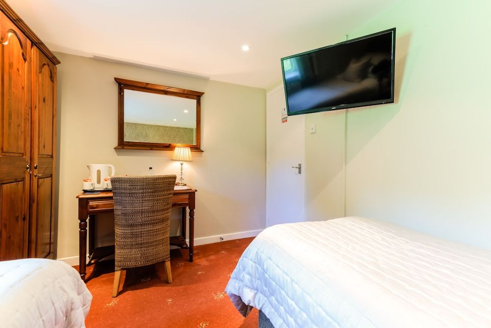 Blacksmiths Arms Inn Standard Twin Room 2