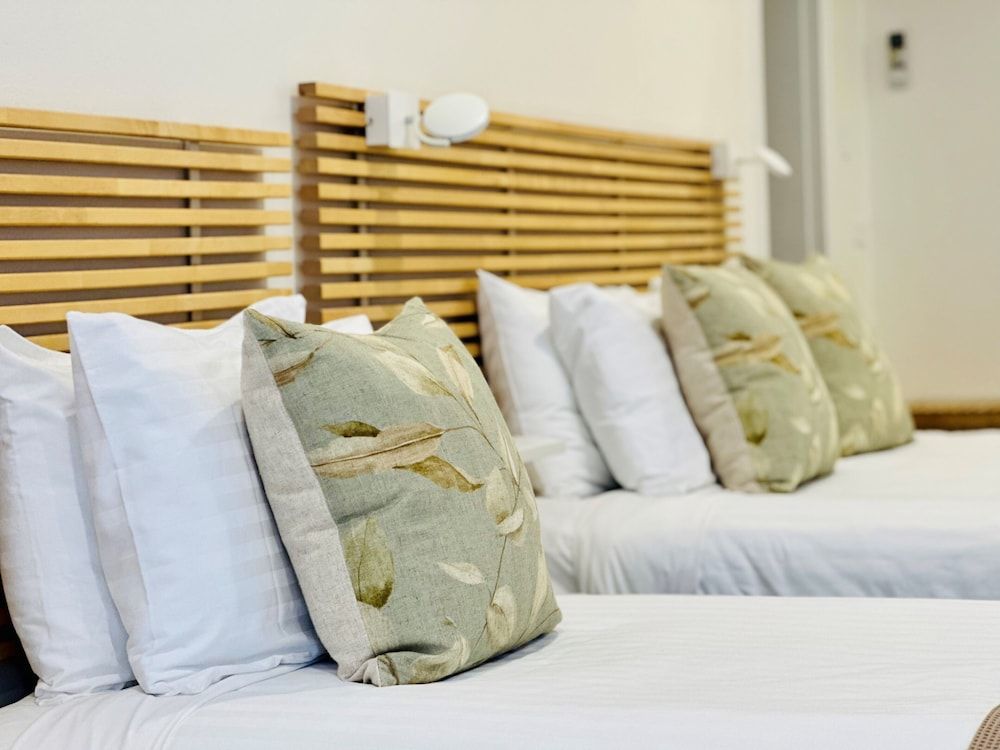 Berrima Bakehouse Motel Courtyard Executive Family Room