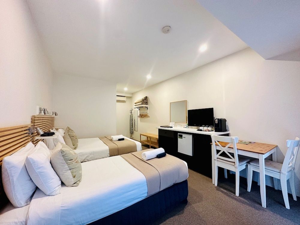 Courtyard Twin Room