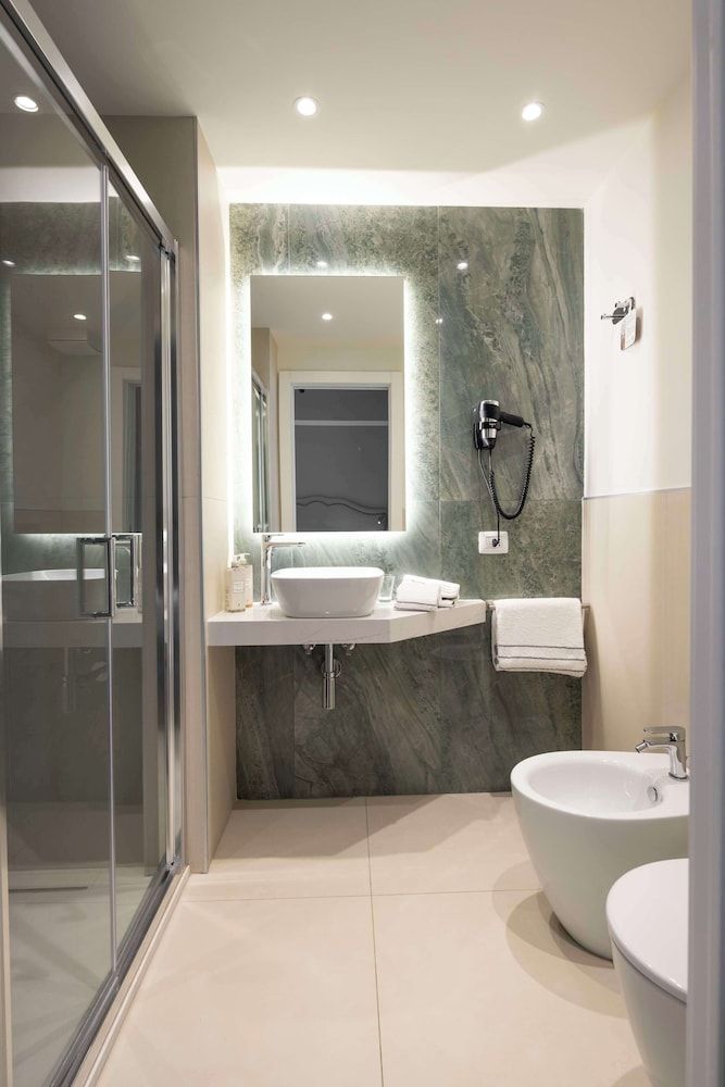 Hotel Shelley e delle Palme, BW Signature Collection Superior Room, Multiple Beds, Non Smoking 4