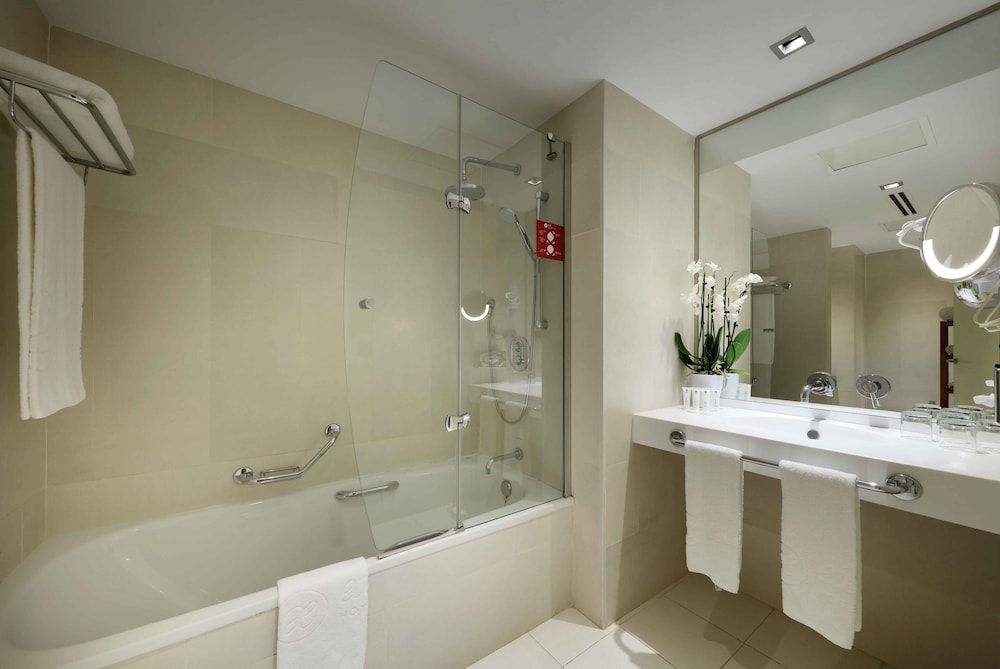 Premium Suite with Jacuzzi