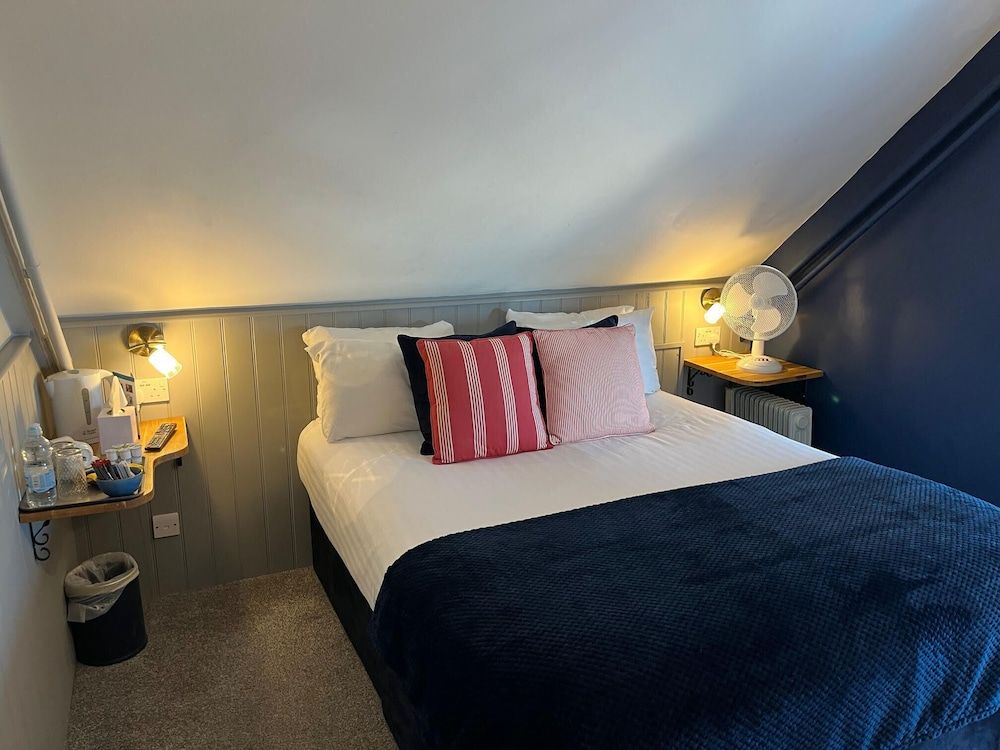 The Esplanade Double Room, Ensuite (High Floor)