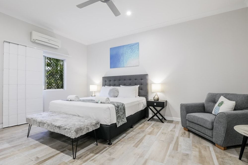 One Bedroom Garden Villa Apartment