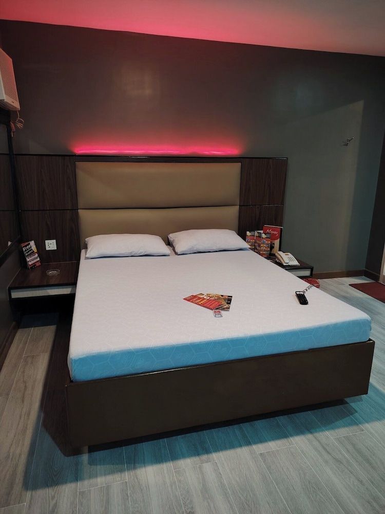 undefined Hotel Sogo Quirino Motor Drive Inn 4