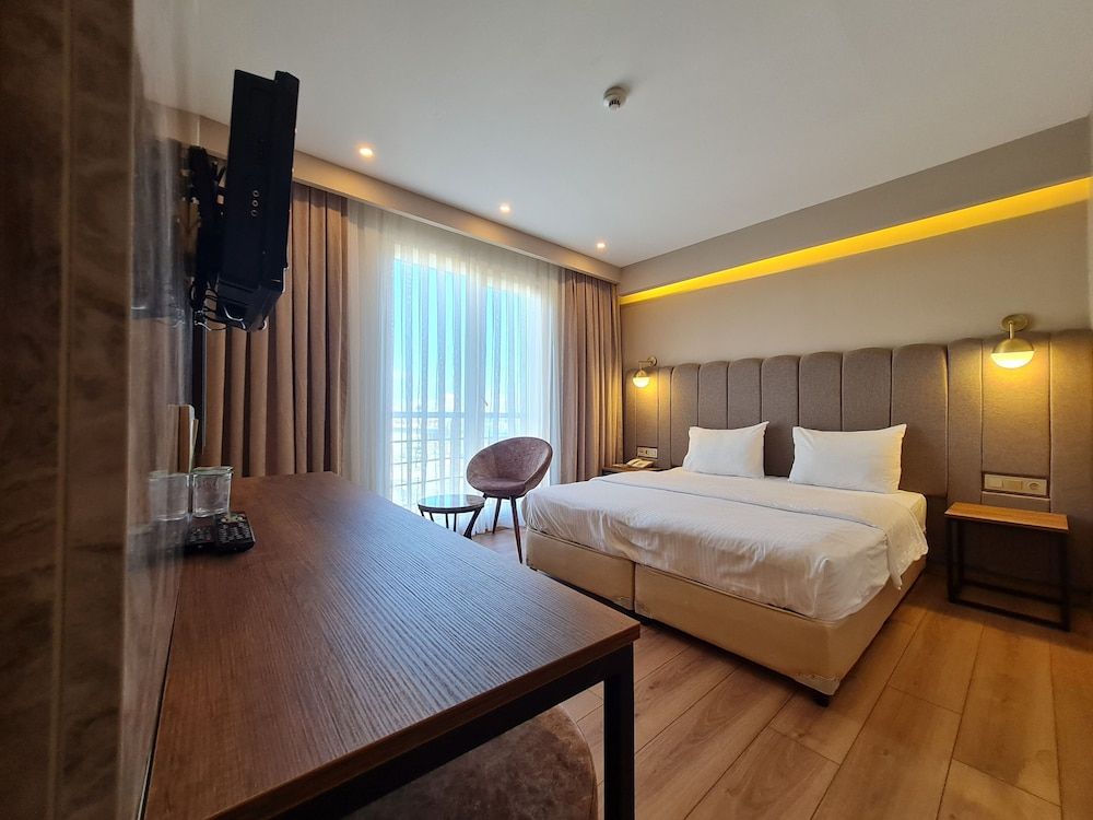 Air Boss Istanbul Airport and Fair Hotel Economy Double or Twin Room 16