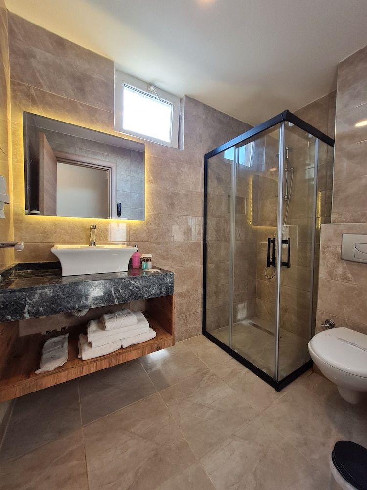 Air Boss Istanbul Airport and Fair Hotel Economy Double or Twin Room 19