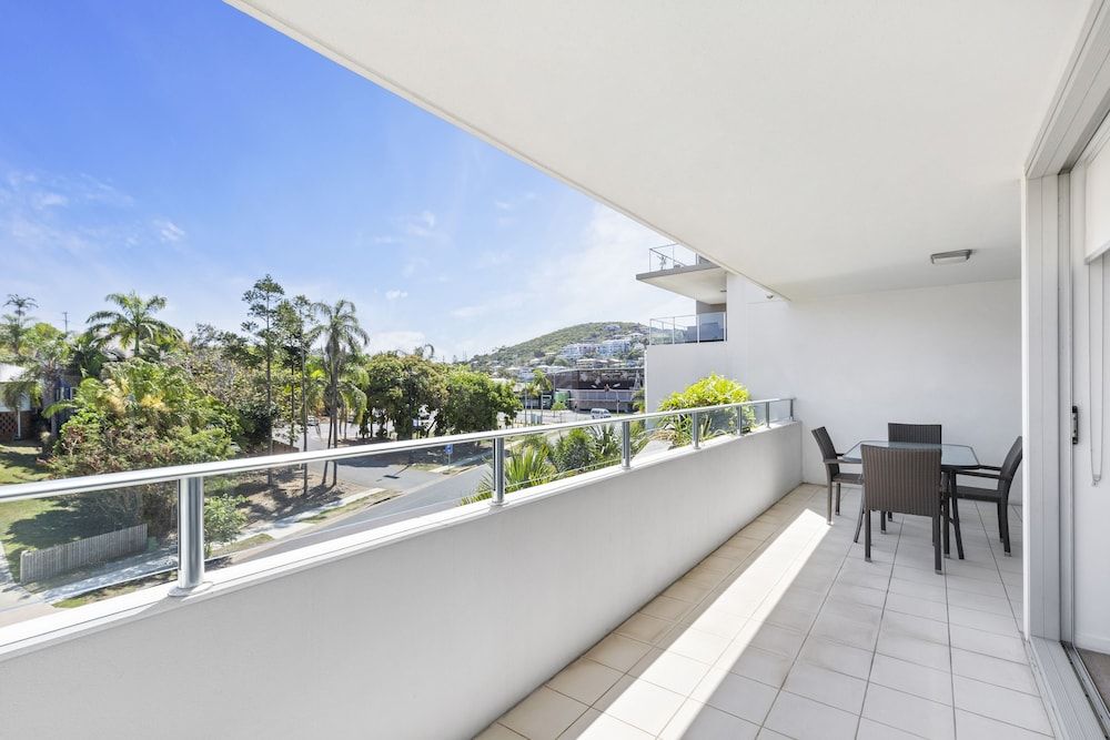 Echelon Apartments Standard Apartment, 1 King Bed