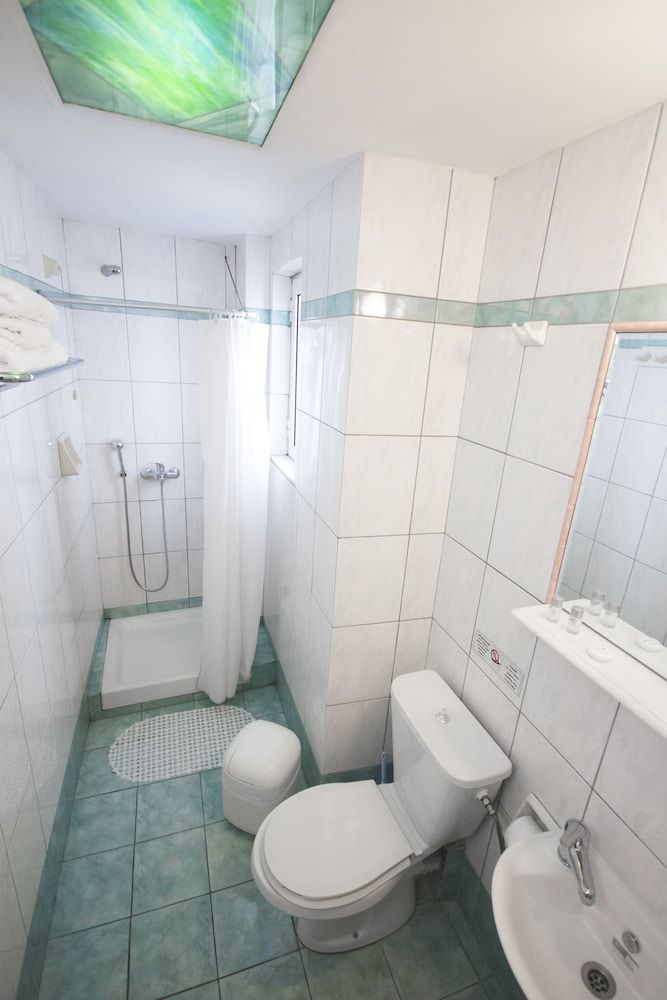 Zappion Hotel Economy Double Room 9