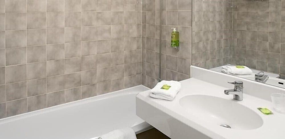 Espace Léonard de Vinci Standard Room 2