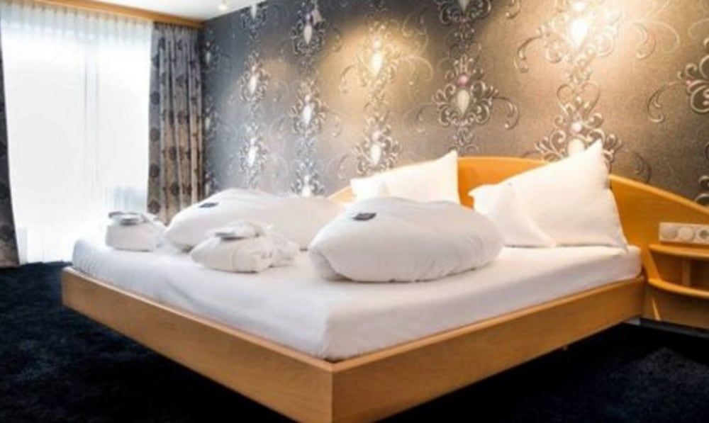 Alpenlove - Adult SPA Hotel Deluxe Double Room, Balcony (Sweet Dreams)