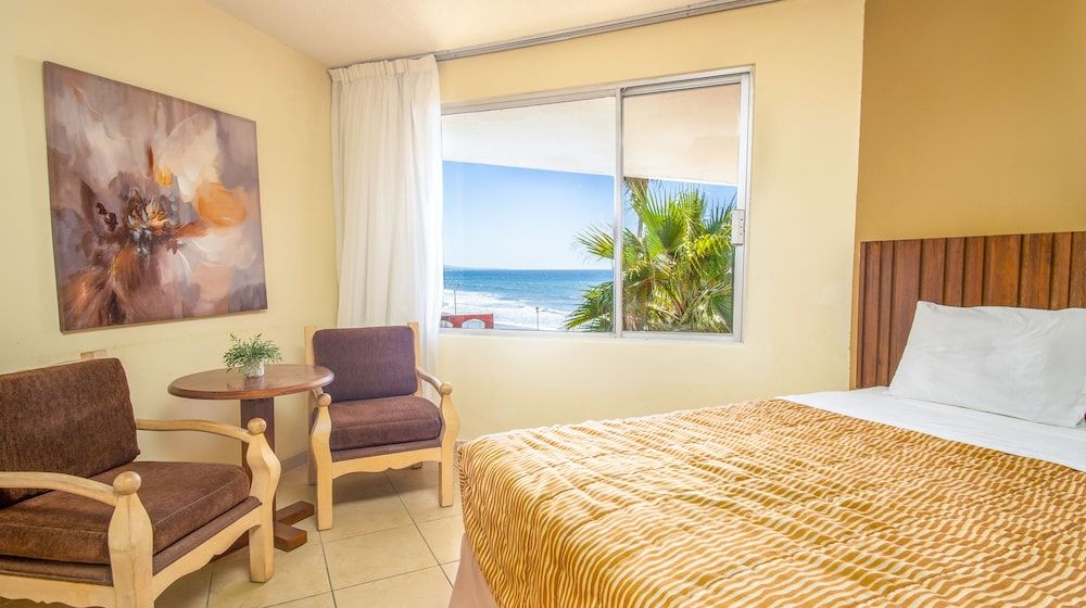 Standard Double with Partial Ocean View