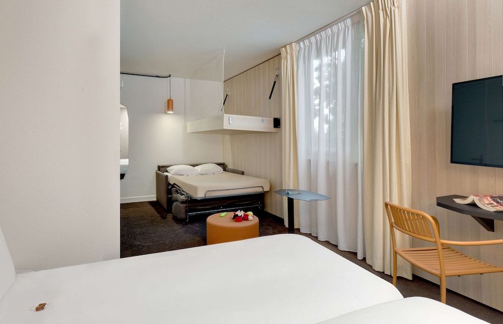 Standard Room, Multiple Beds (Quintuple)
