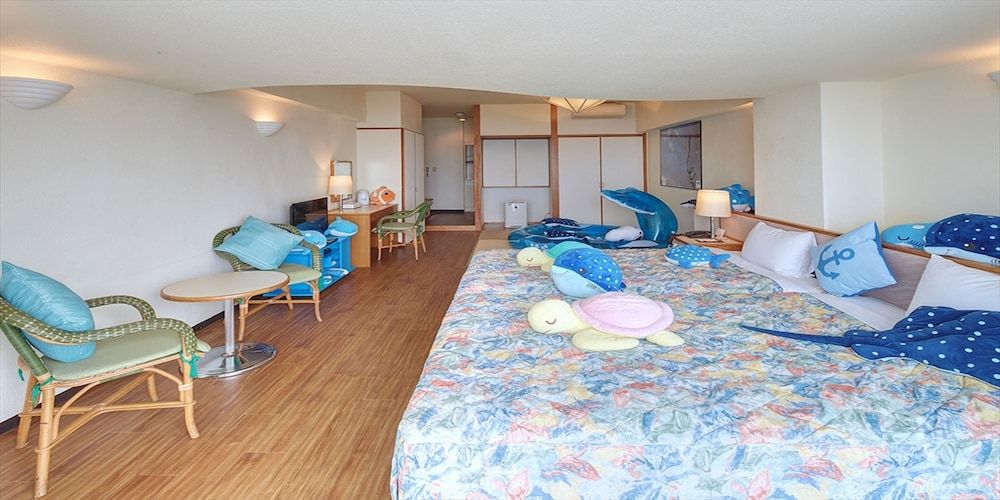 Aqua Room for 3 people