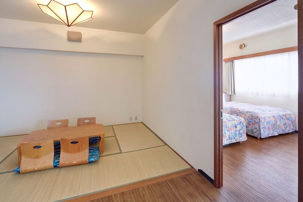 Deluxe 2 Room for 3 people