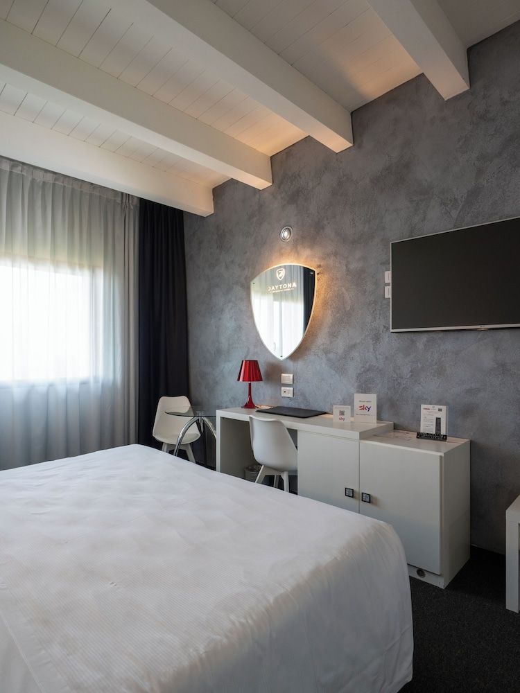 Daytona Business Hotel Superior Double Room