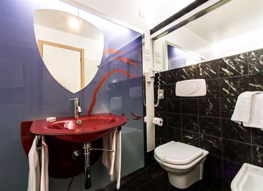 Daytona Business Hotel Superior Double Room 4