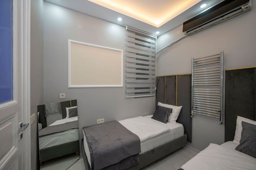 undefined Hotel Next2 10