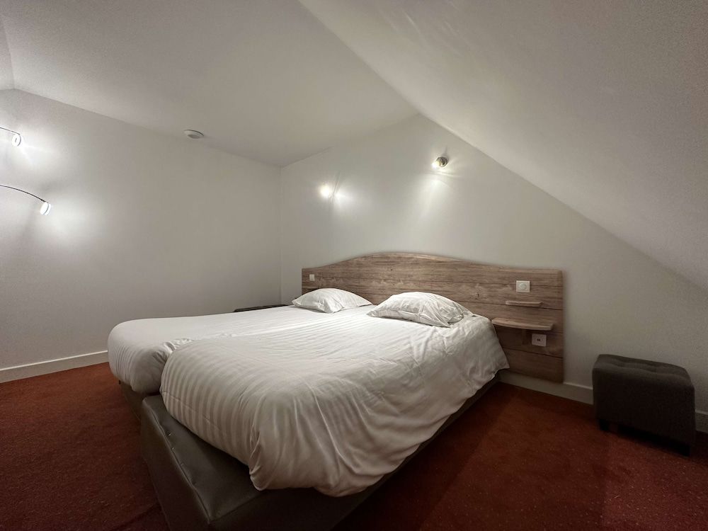 Best Western Hotel Le Pont D'Or Family Room, Multiple Beds, Refrigerator, River View