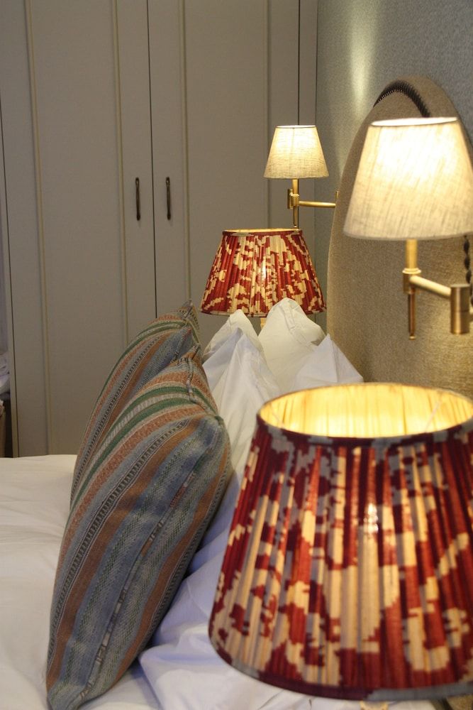 The Bell Hotel Saxmundham Spacious Double Room 10