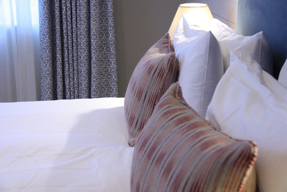 The Bell Hotel Saxmundham Spacious Double Room 5