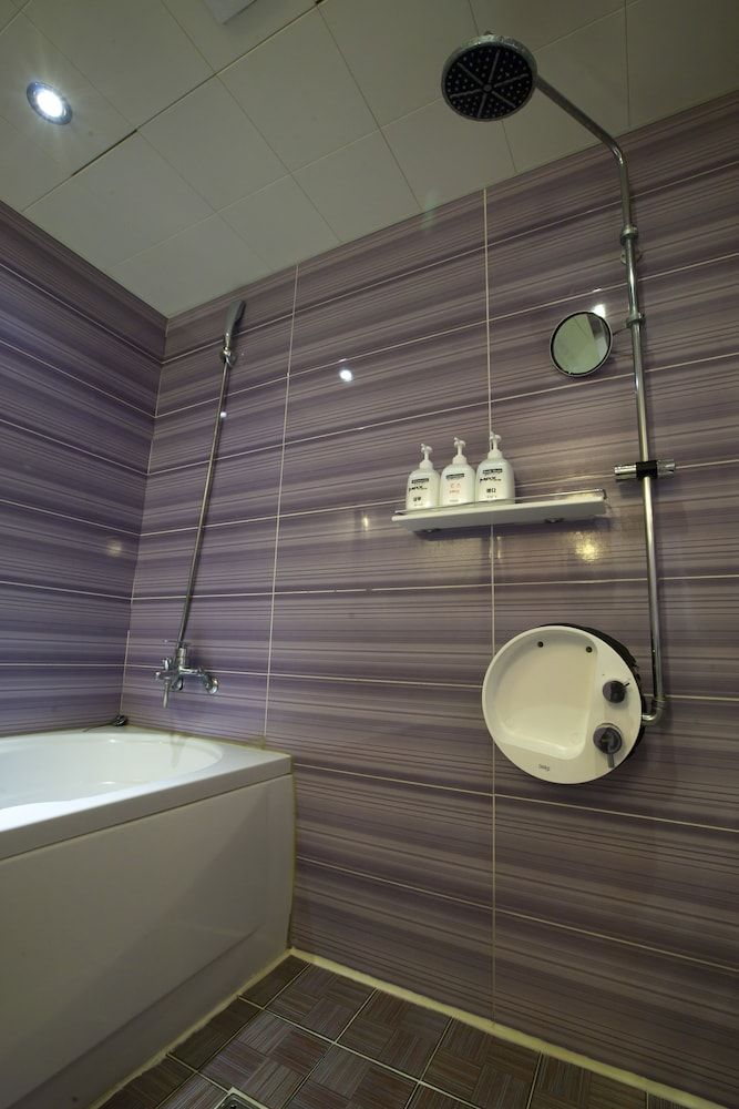 Max Motel Standard Double Room 14