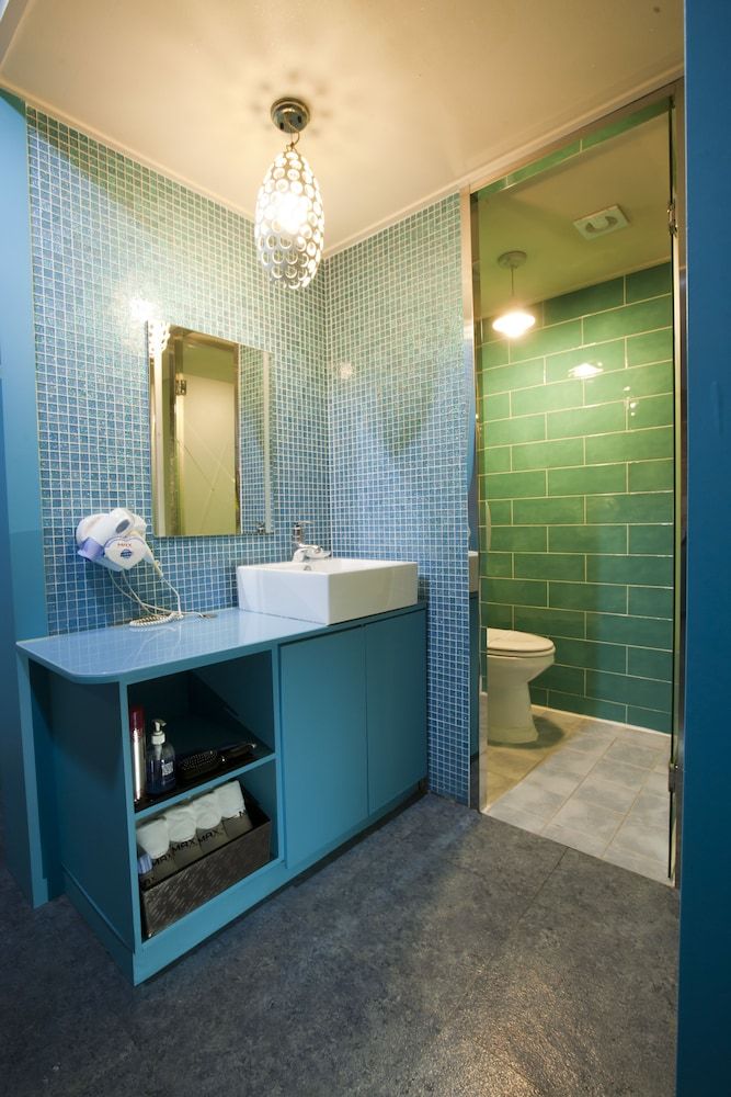 Max Motel Standard Double Room 10