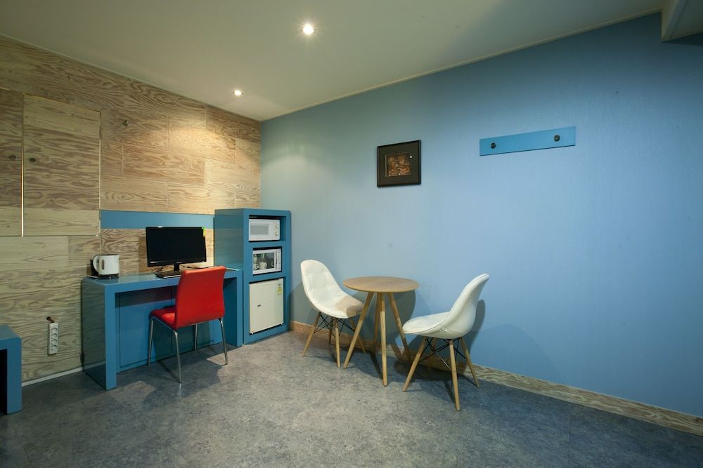 Max Motel Standard Double Room 19