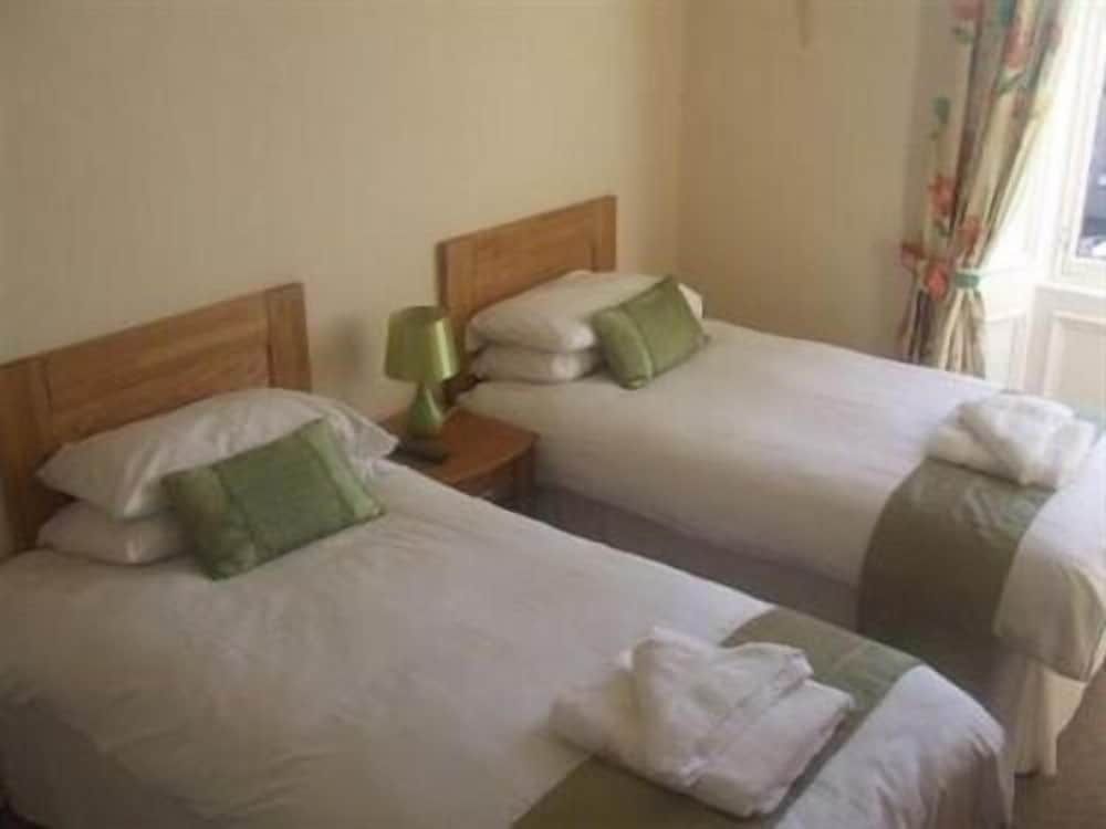 Twin Room, Ensuite