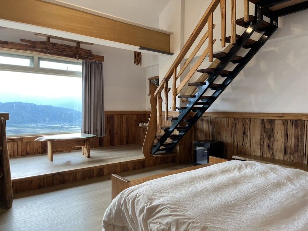 Panoramic Loft