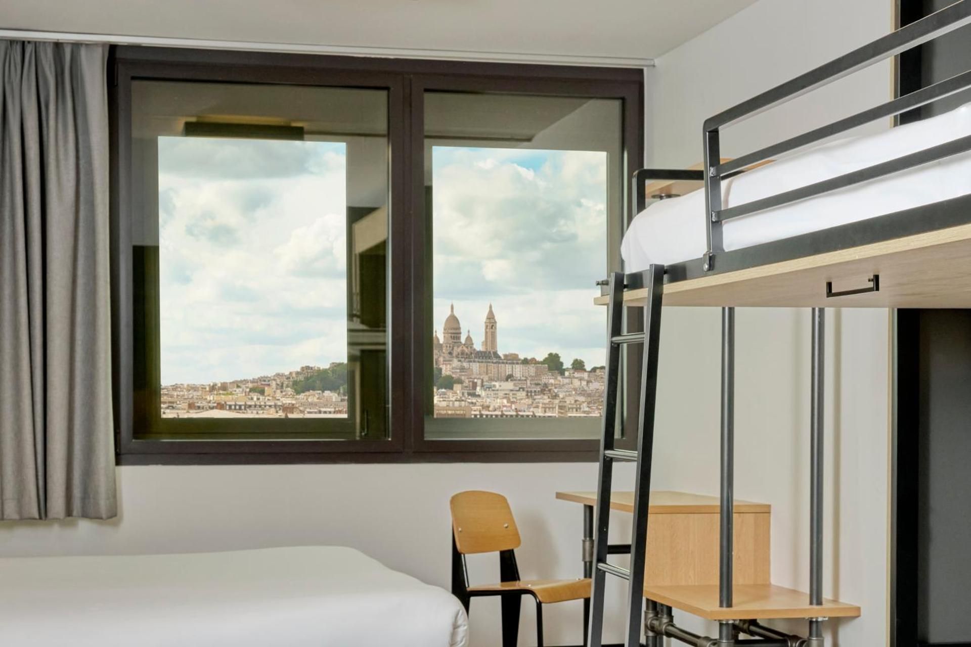 Generator Paris Family Room 3