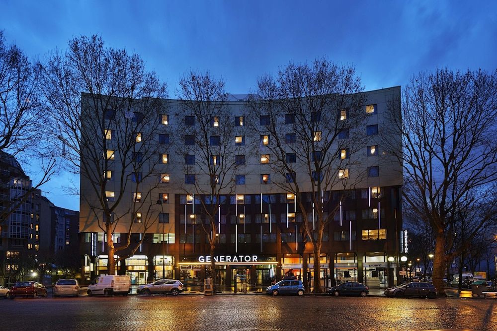 undefined Generator Paris 2